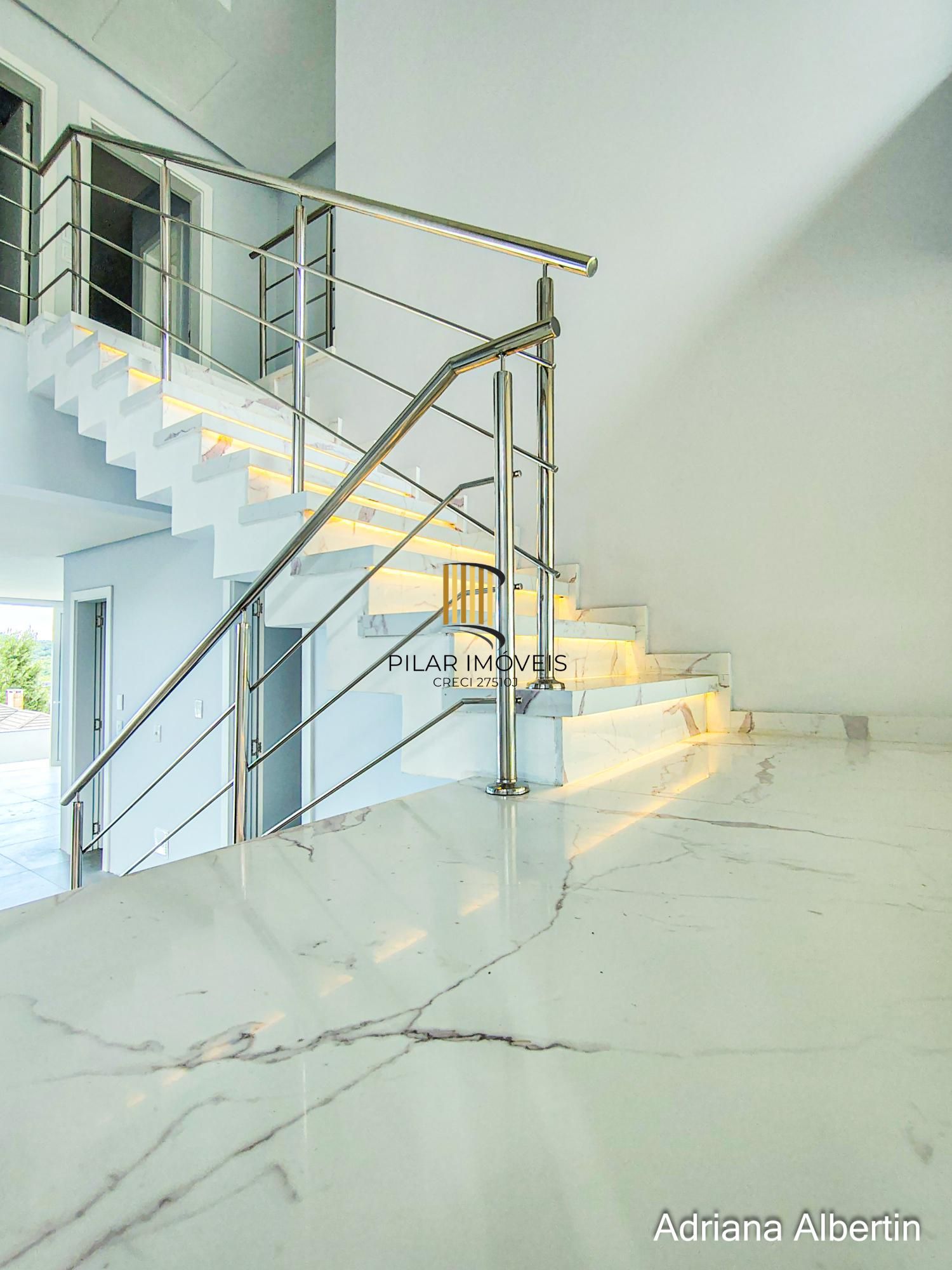 Casa Condominio 3 Dormitório(s) Bairro Alphaville