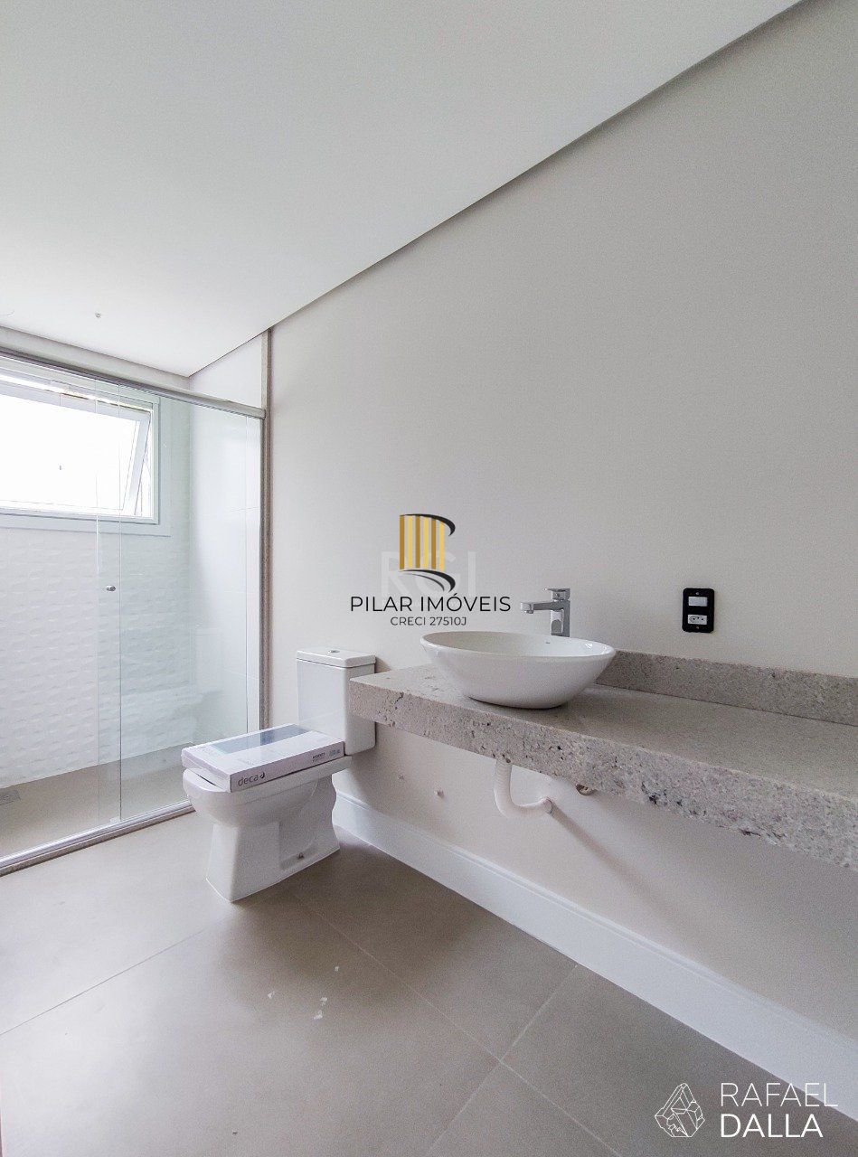 Casa Condominio para Venda - 357m², 4 dormitórios, sendo 4 suites, 4 vagas - Alphaville