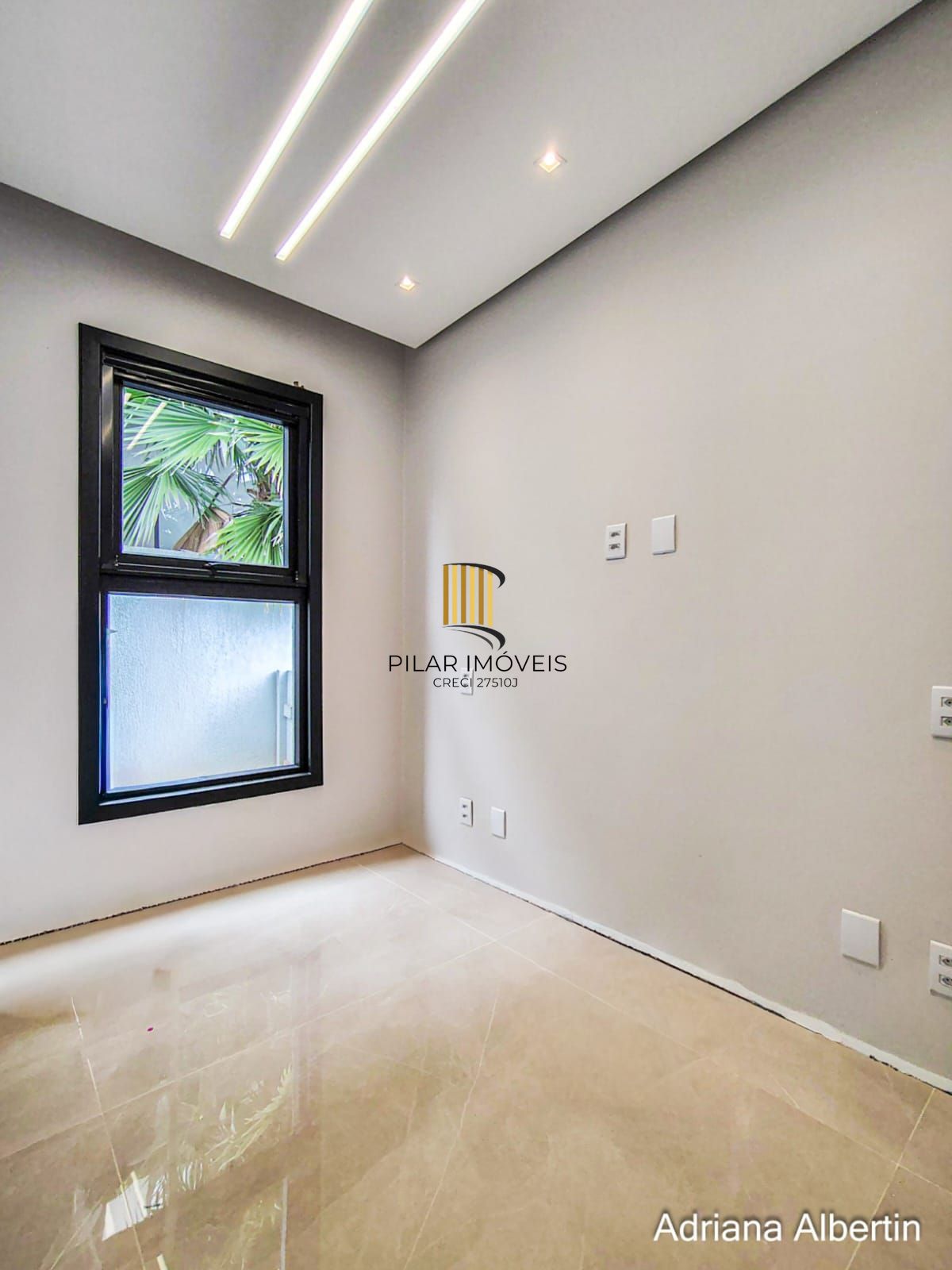 Casa 4 suites AlpahaVille PoA