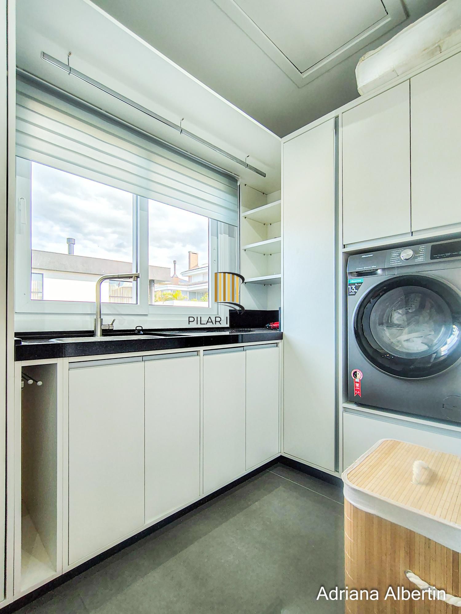 Casa Condominio para Venda - 297.5m², 4 dormitórios, sendo 4 suites, 4 vagas - Alphaville