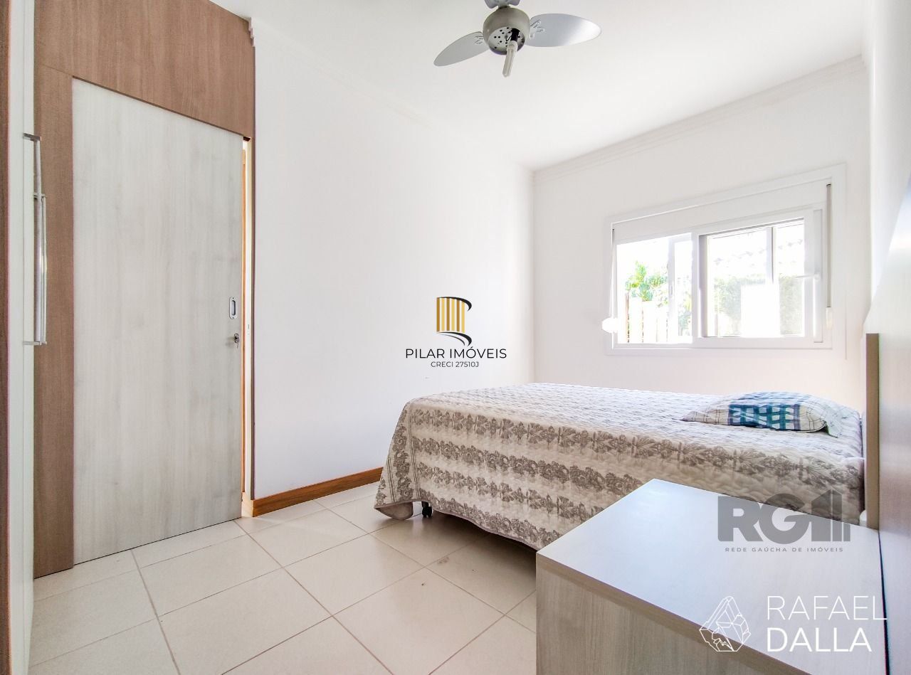 Casa de Condomínio 4 dormitórios no bairro Atlântida Sul