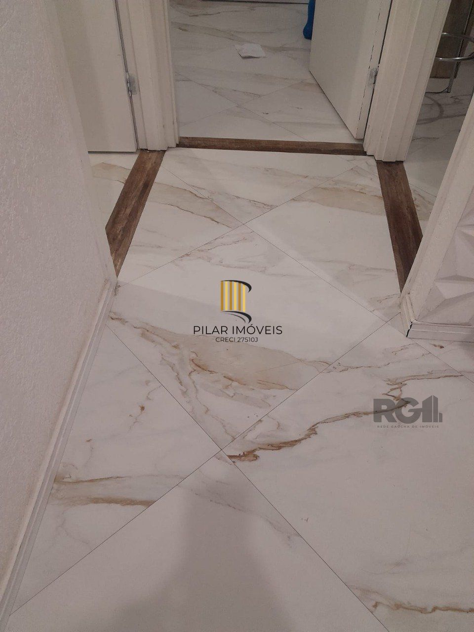 Apartamento 2 dormitórios no bairro Restinga