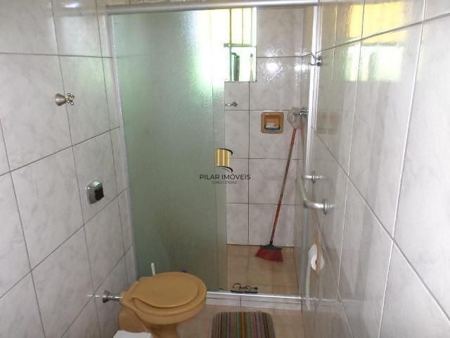 Casa 3 dormitórios no bairro Camaquã