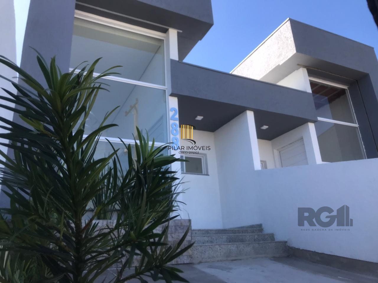 Casa 3 dormitórios no bairro COHAB A