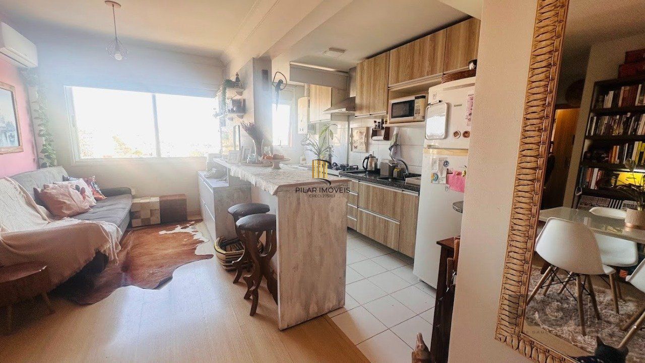 Apartamento 2 dormitórios no bairro Azenha