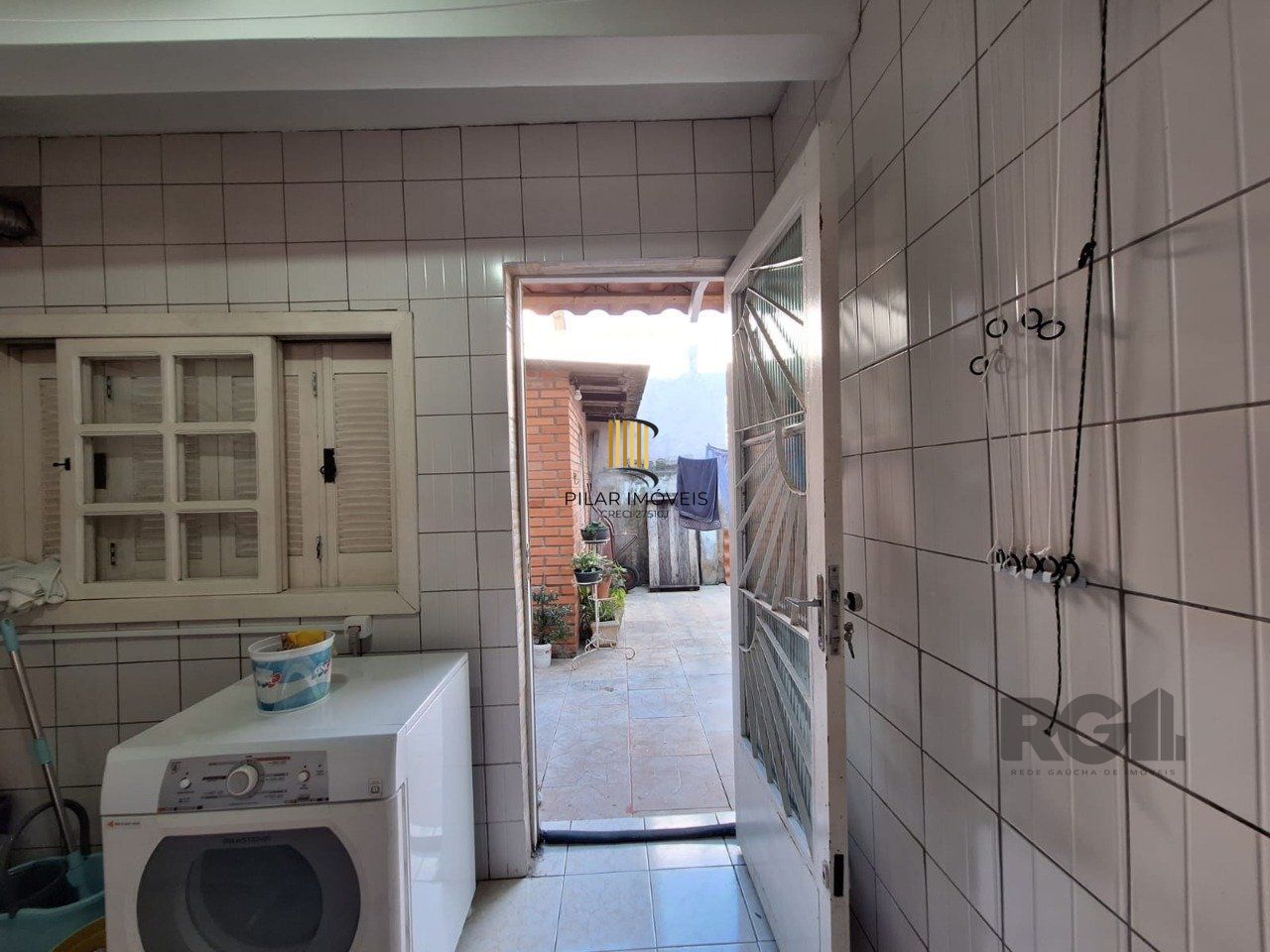 Sobrado 3 Dormitório(s) Bairro Jardim Algarve