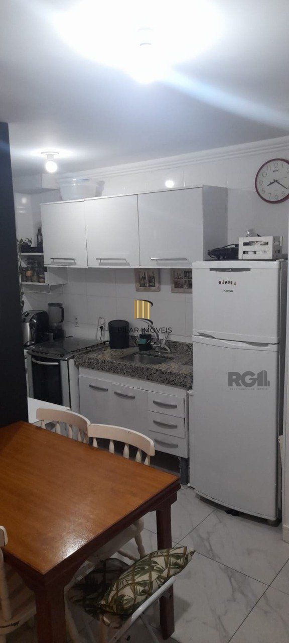 Apartamento 2 dormitórios no bairro Rubem Berta