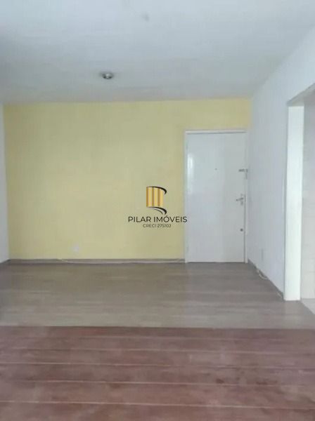Apartamento de 1 dormitório desocupado ,com 1 vaga rotativa !