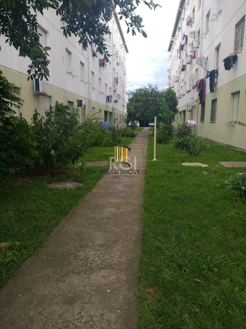 Apartamento de 2 dormitórios no bairro Rubem Berta