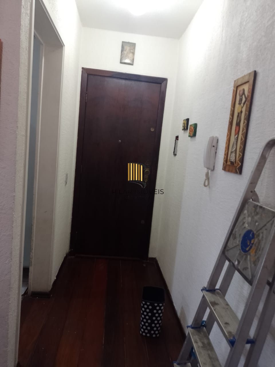Apartamento com 02 quartos no Bairro Jardim do Salso
