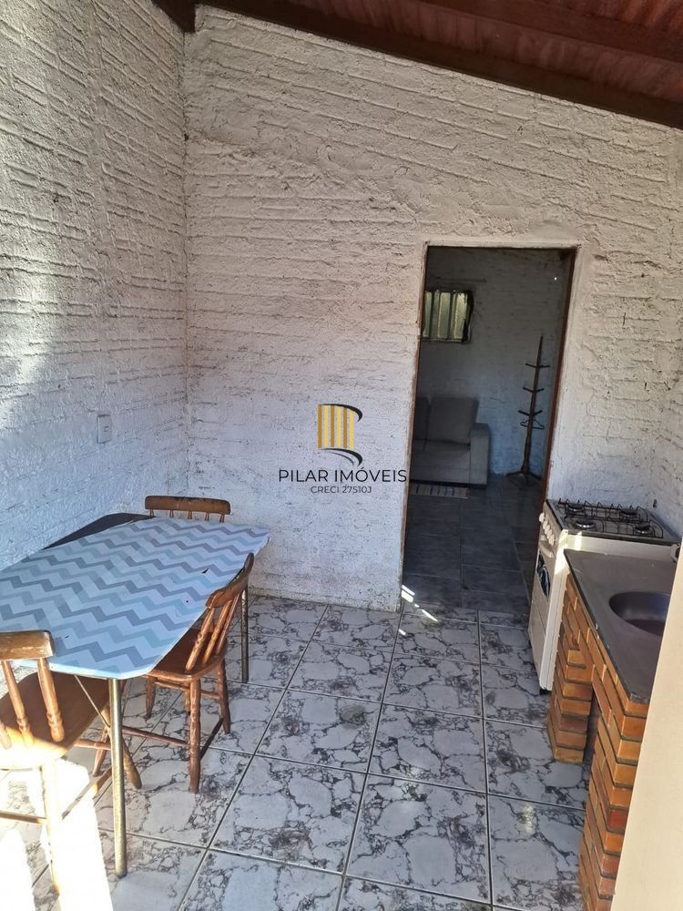 Oportunidade Única em Nova Tramandaí – Casa com 2 Dormitórios + 2 Kitnets nos Fundos!