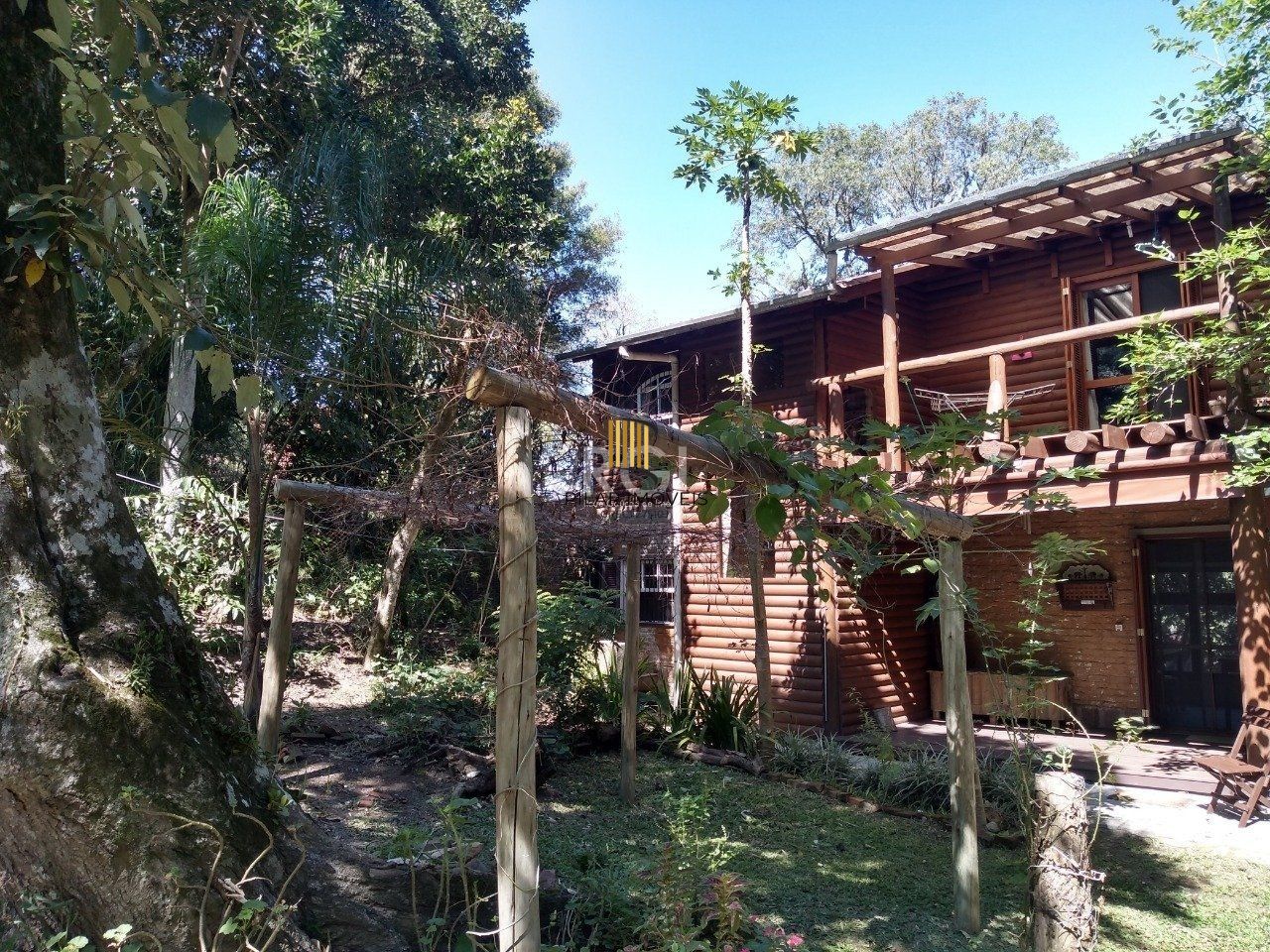 Casa para Venda - 290m², 13 dormitórios, sendo 6 suites, 10 vagas - Belém Novo, Porto Alegre