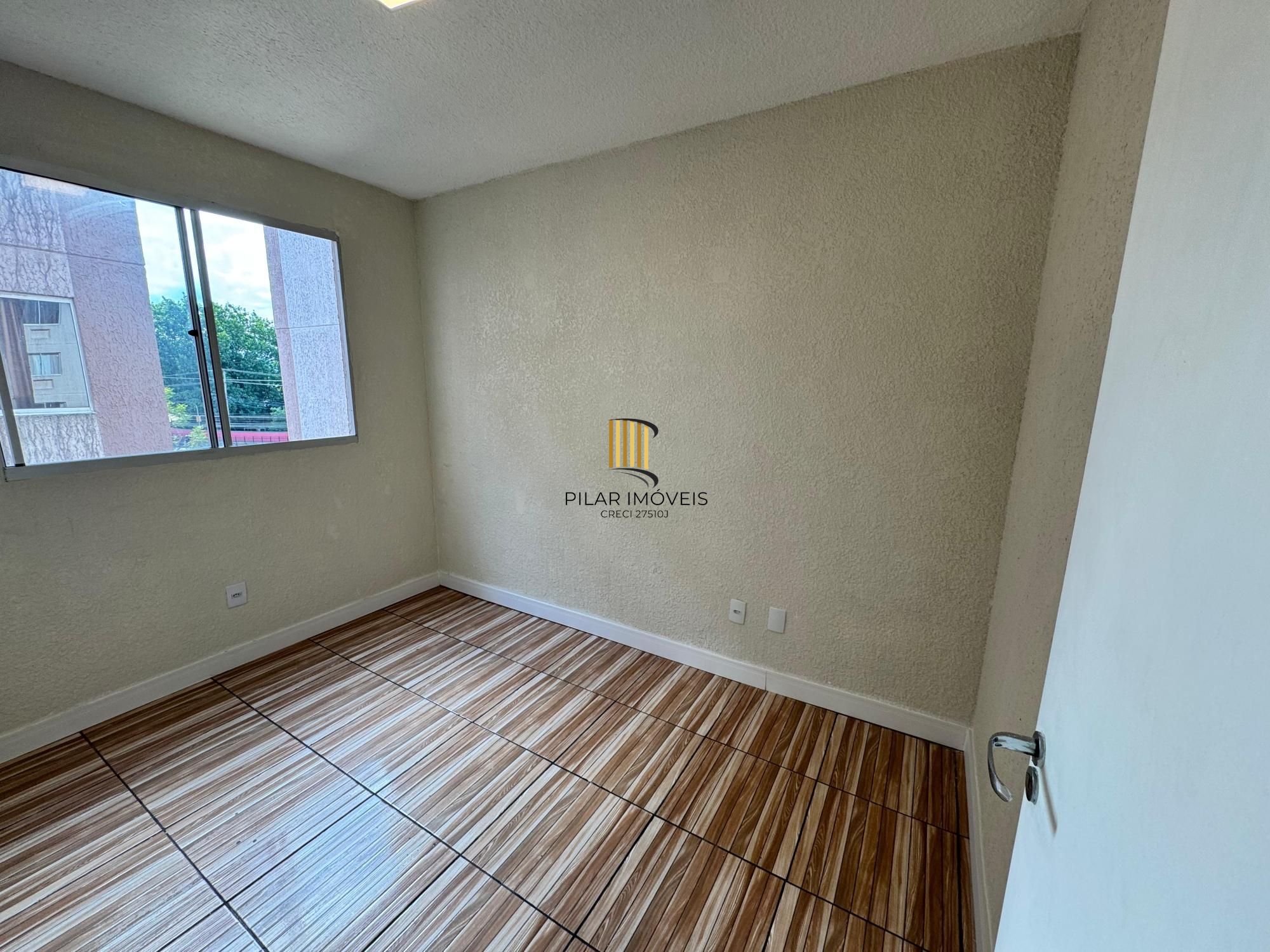 Apartamento Semimobiliado de 2 Quartos à Venda na Hípica, Porto Alegre, RS