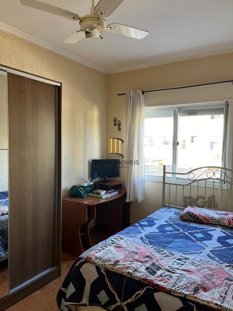 Apartamento com 2 quartos, vaga de garagem, lavabo, no bairro Cristal, Porto Alegre/RS