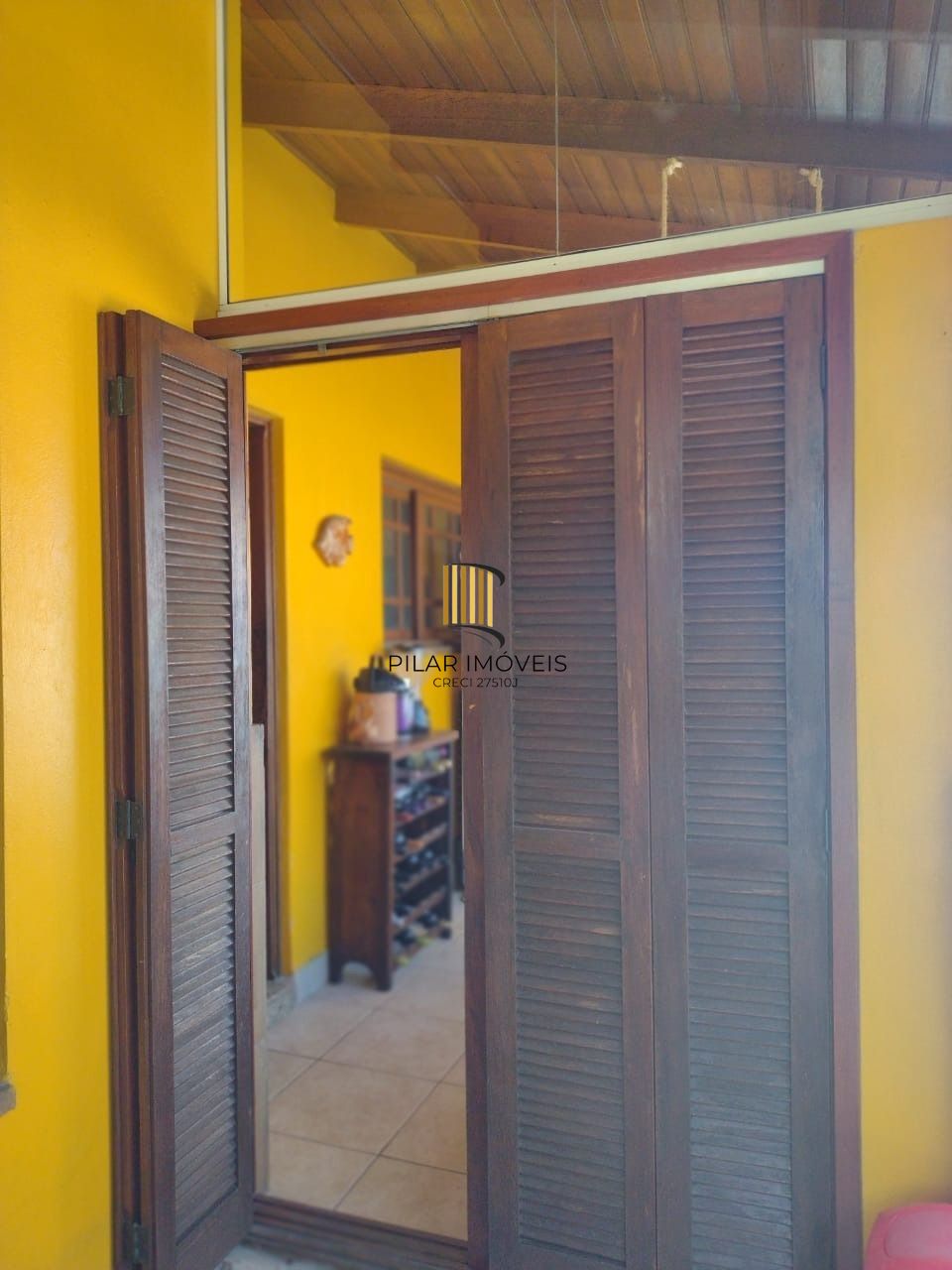 Casa para Venda - 693.6m², 5 dormitórios, sendo 3 suites, 4 vagas - Hípica
