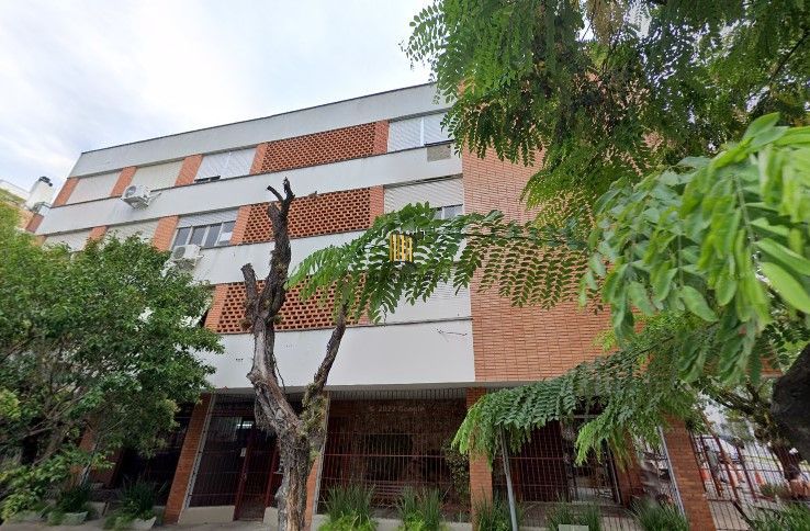 Oportunidade Única! Lindo Apartamento de 3 Quartos no Coração de Porto Alegre!** 🏡                                                 Imóvel com 3 dormitórios transformado em 2 de fácil reversão.