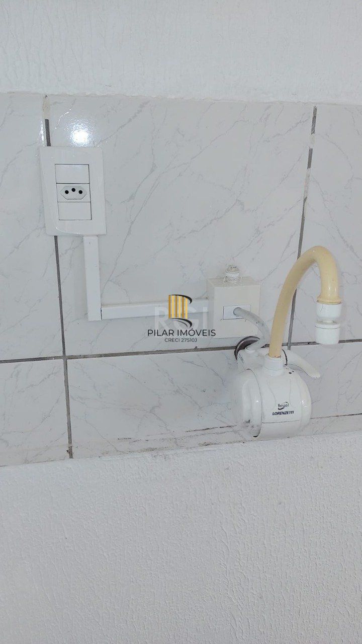 Apartamento com 2 quartos, com 1 vaga, no bairro Vila Nova, Porto Alegre/RS