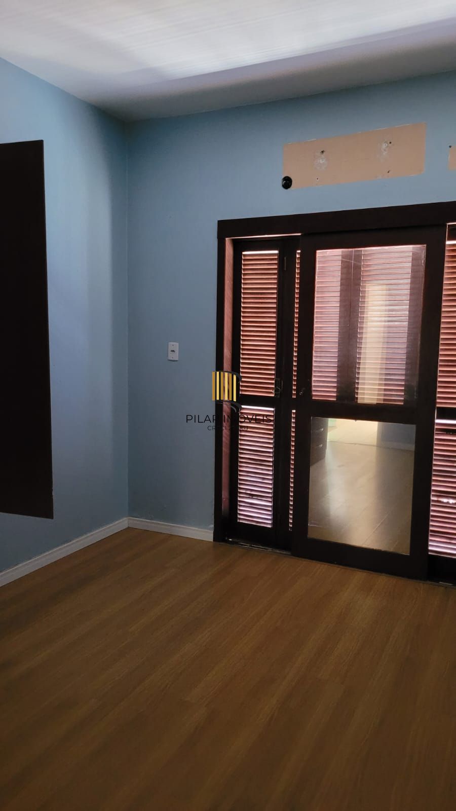 Casa Com 5 dormitórios no Bairro Partenon