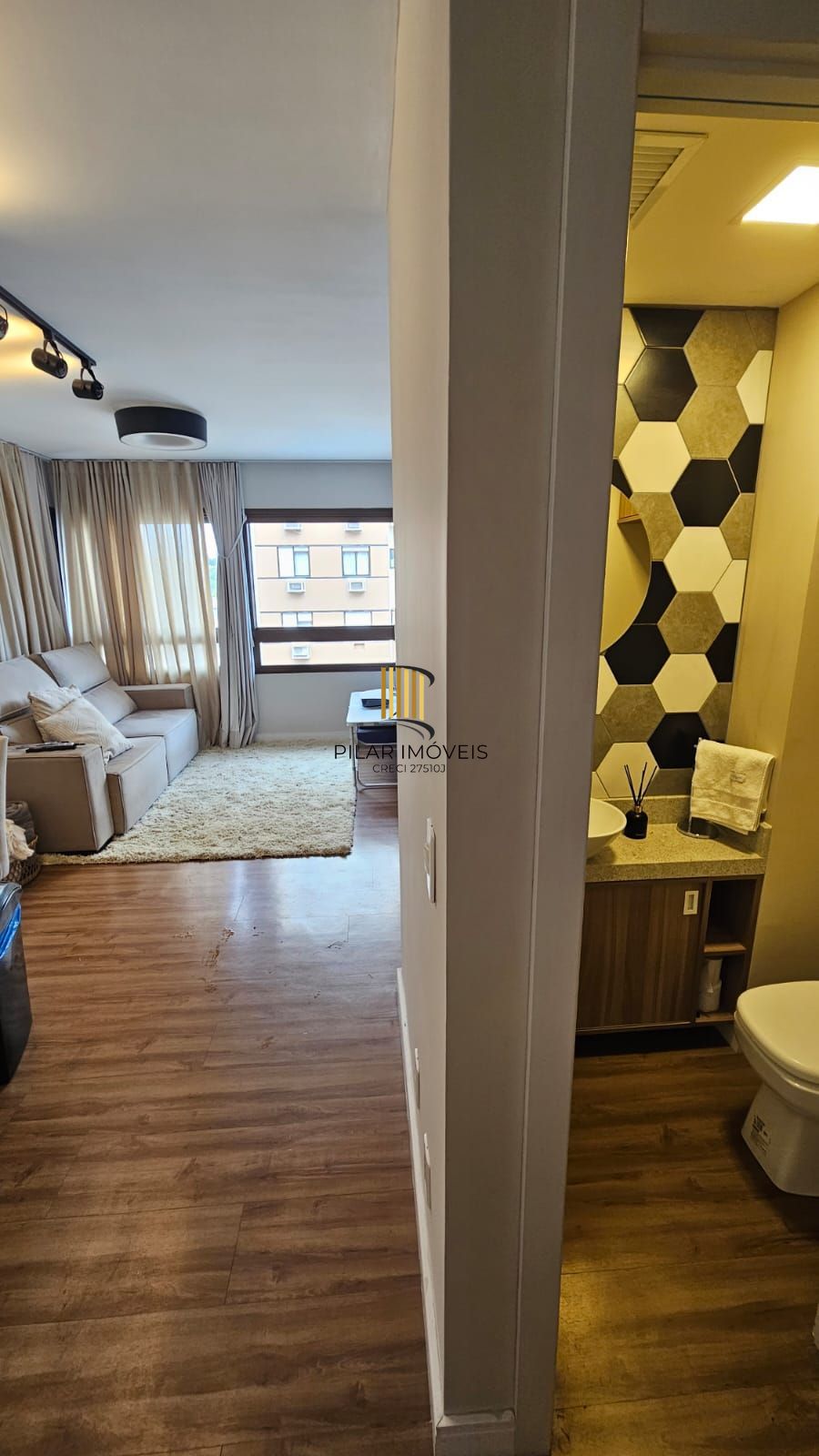 Apartamento de 2 dormitórios 2 suítes , vaga dupla coberta escriturada !