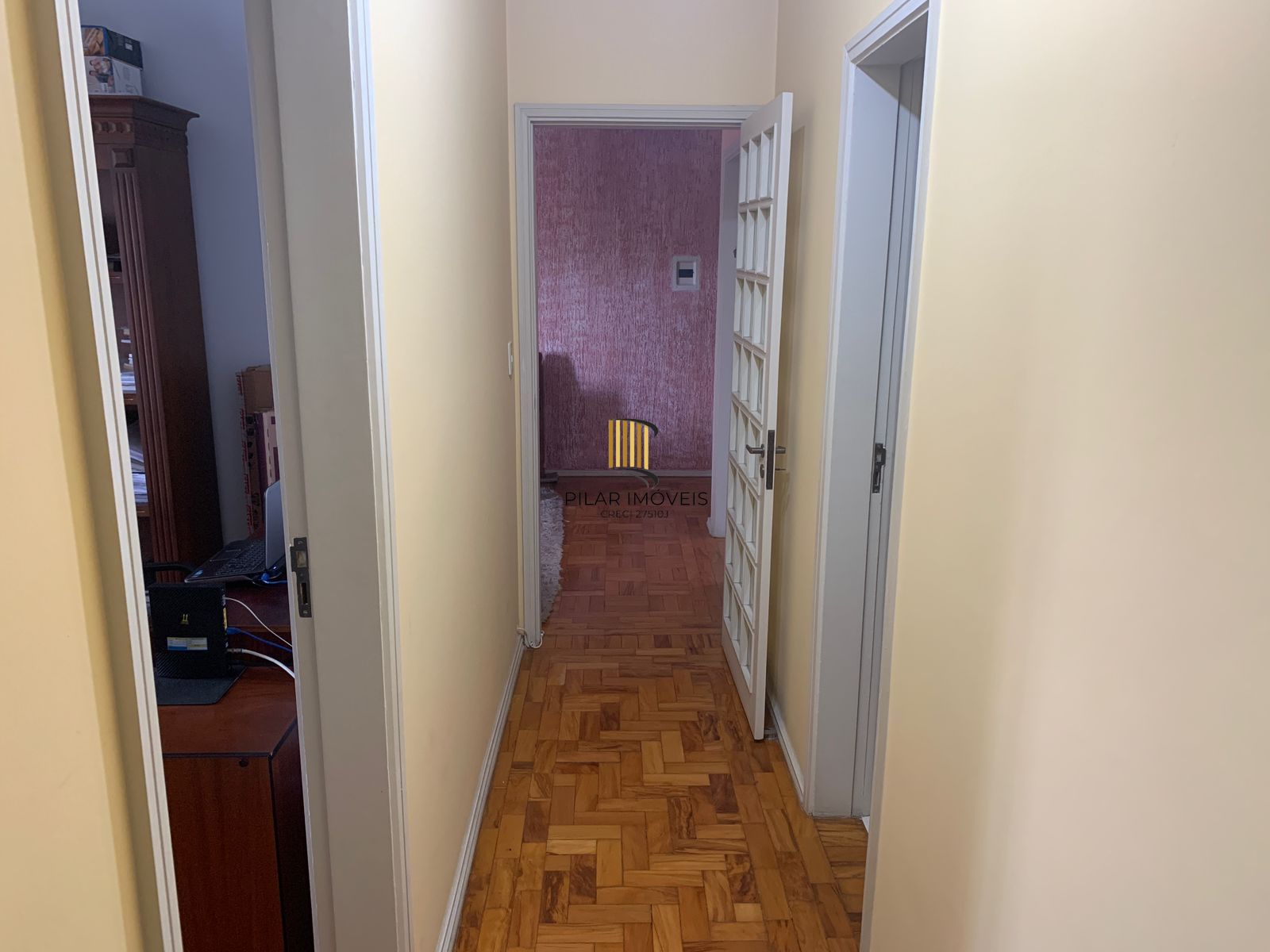 Apartamento 3 dormitórios com 2 banheiros e garagem no Menino Deus