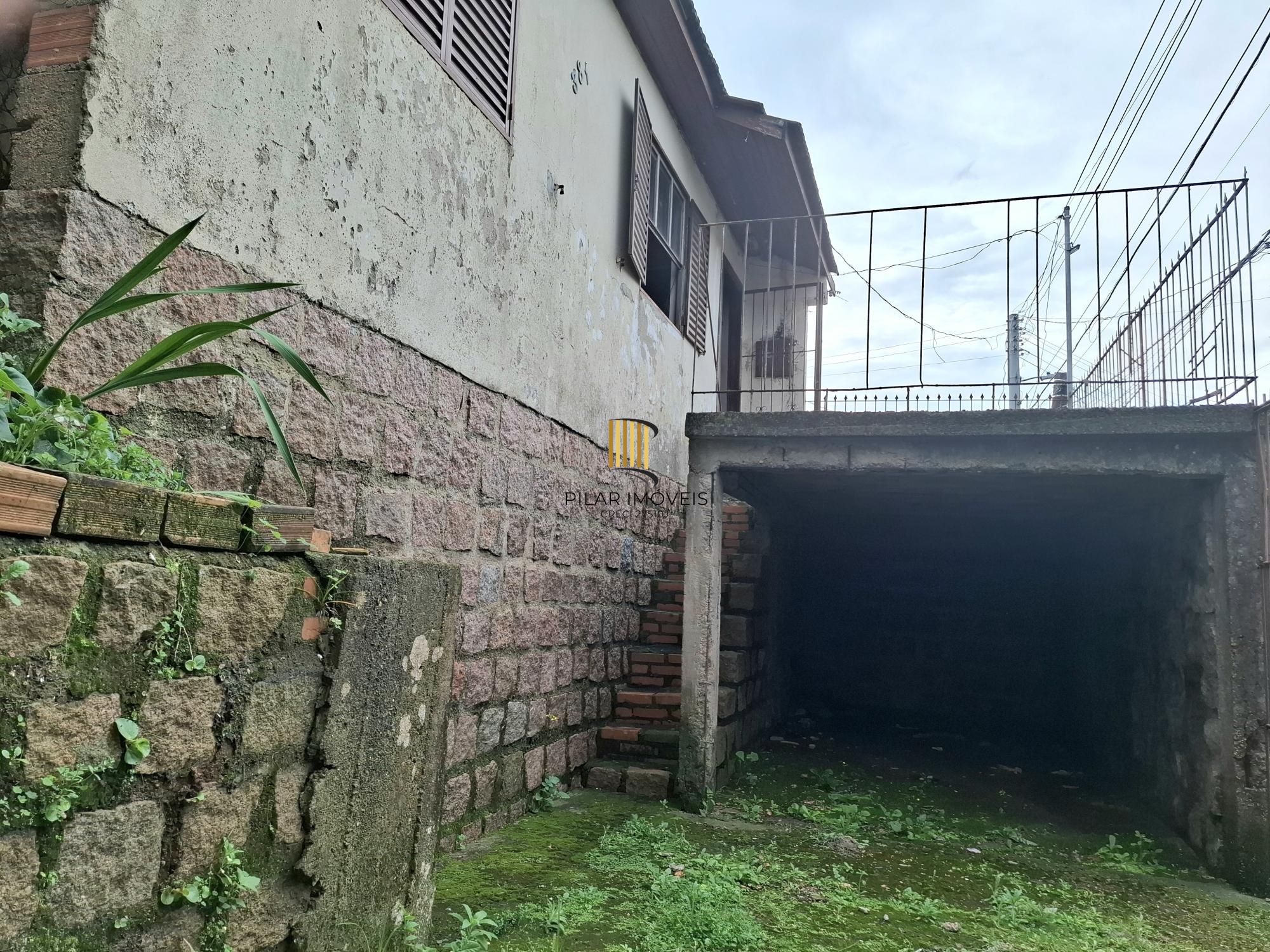 VENDE TERRENO ESCRITURADO COM EXCLUSIVIDADE NA CEFFER II - PRÓXIMO A ANTONIO DE CARVALHO.