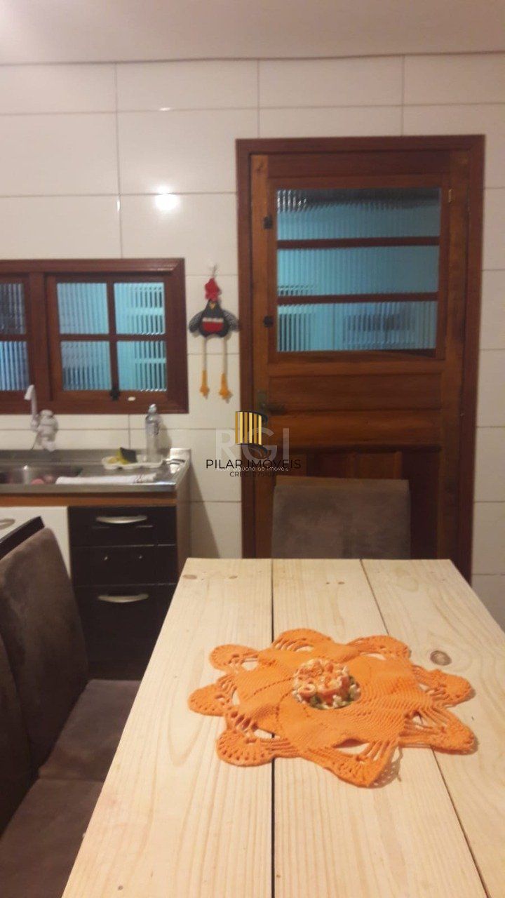 Casa para Venda - 94m², 3 dormitórios, 2 vagas - Agronomia, Porto Alegre