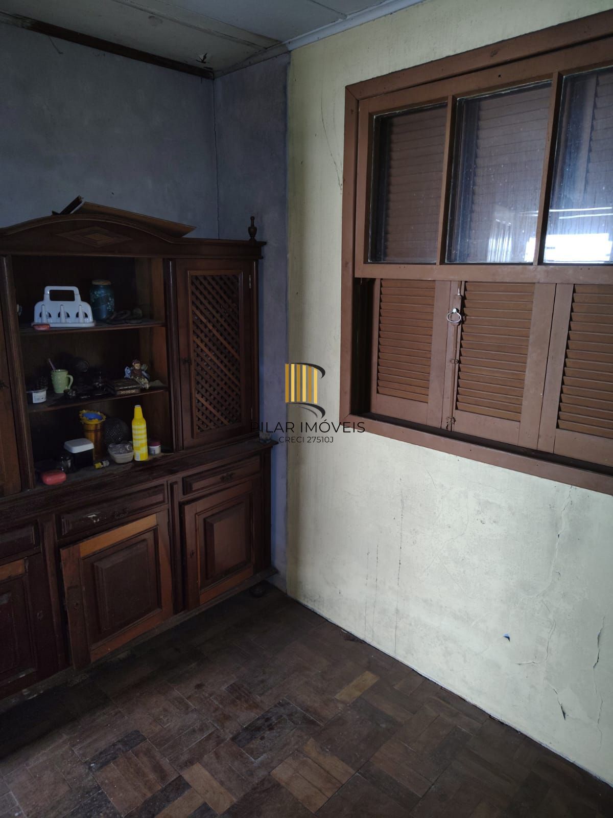 Casa com 03 quartos no Bairro São Pedro em Porto Alegre