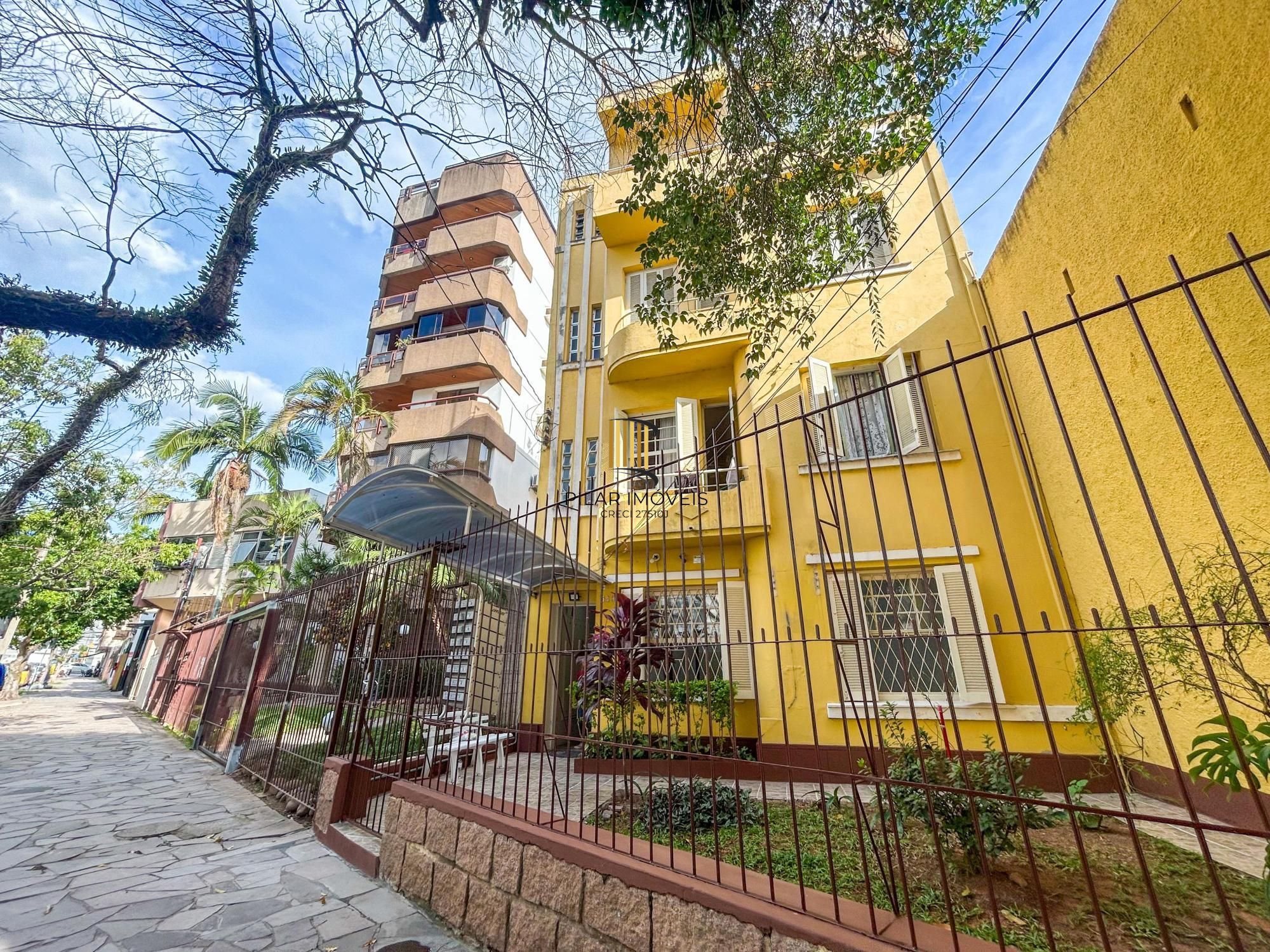 Apartamento no bairro floresta com 2 quartos - Pilar Imóveis