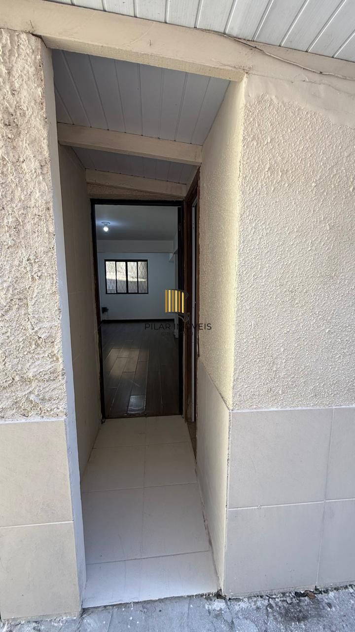 CASA 3 DORMITÓRIOS 4 BANHEIROS 4 VAGAS 1 SUÍTE, PÁTIO NO BAIRRO MEDIANEIRA PORTO ALEGRE/RS