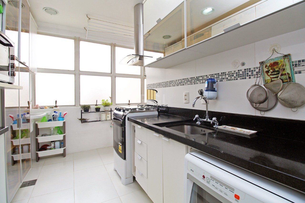 Apartamento 2 dormitórios, no bairro Floresta, Porto Alegre/RS