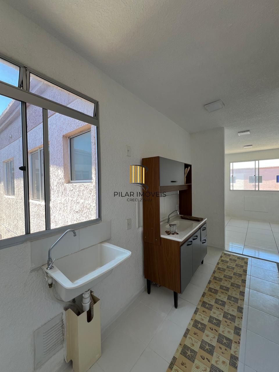 Apartamento com 02 quartos e 01 vaga fixa no Bairro Hípica