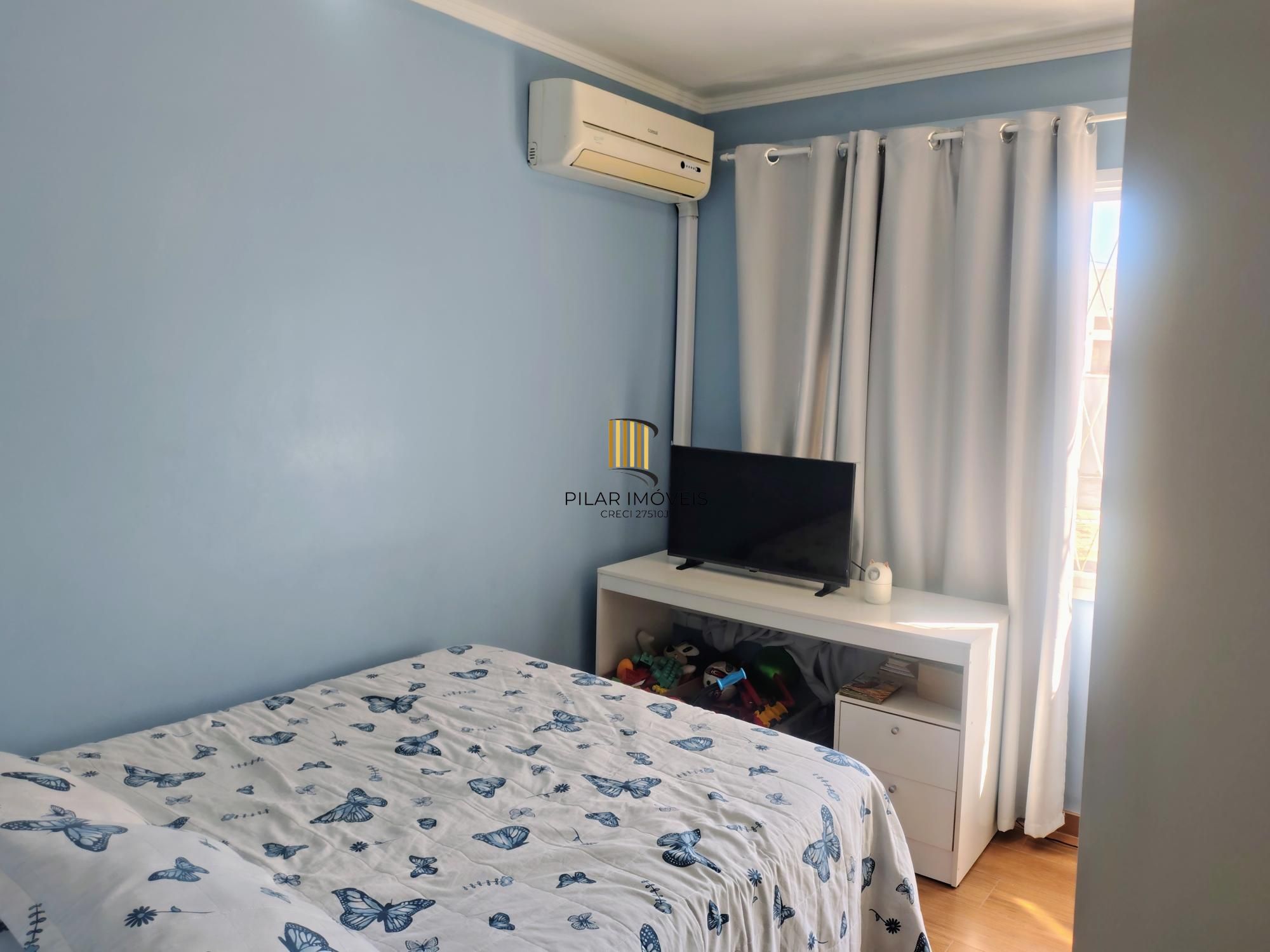 Apartamento térreo com 62m², 2 quartos, vaga coberta, Cavalhada, Porto Alegre/RS