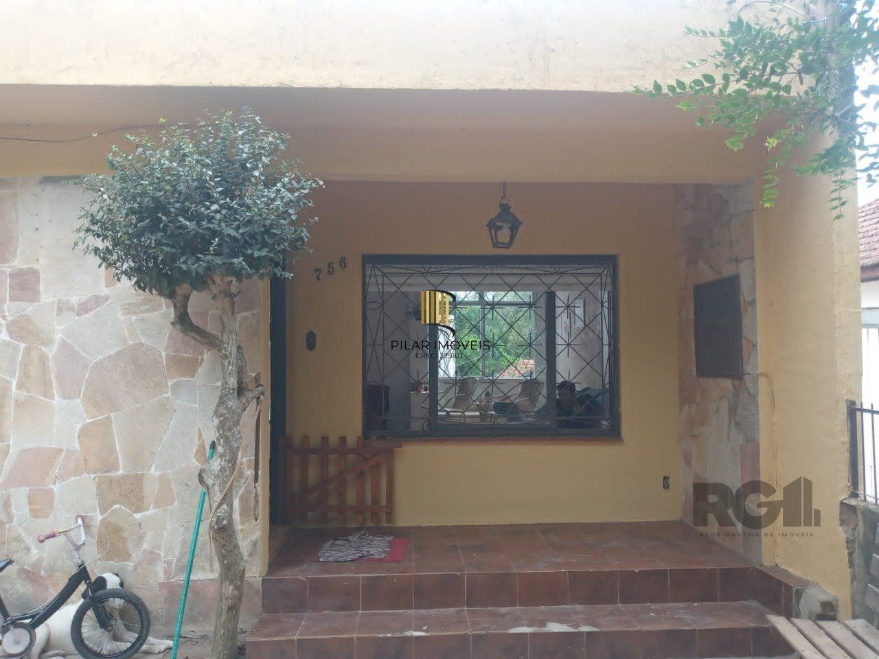 Casa 5 dormitórios no bairro Belém Novo