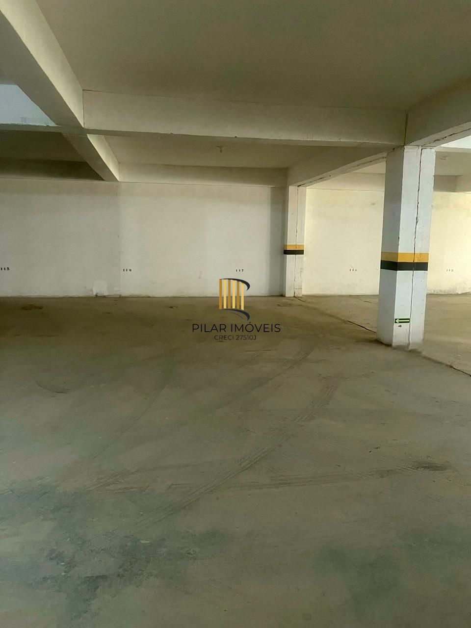 Apartamento no bairro Cavalhada 2 dormitórios , vaga coberta, portaria 24 horas.
