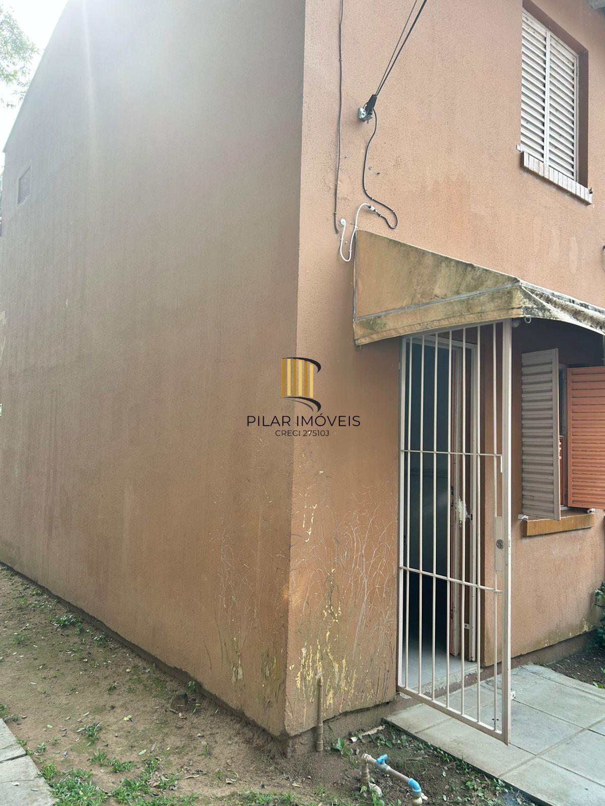 Casa 2 dormitórios no bairro Guarujá