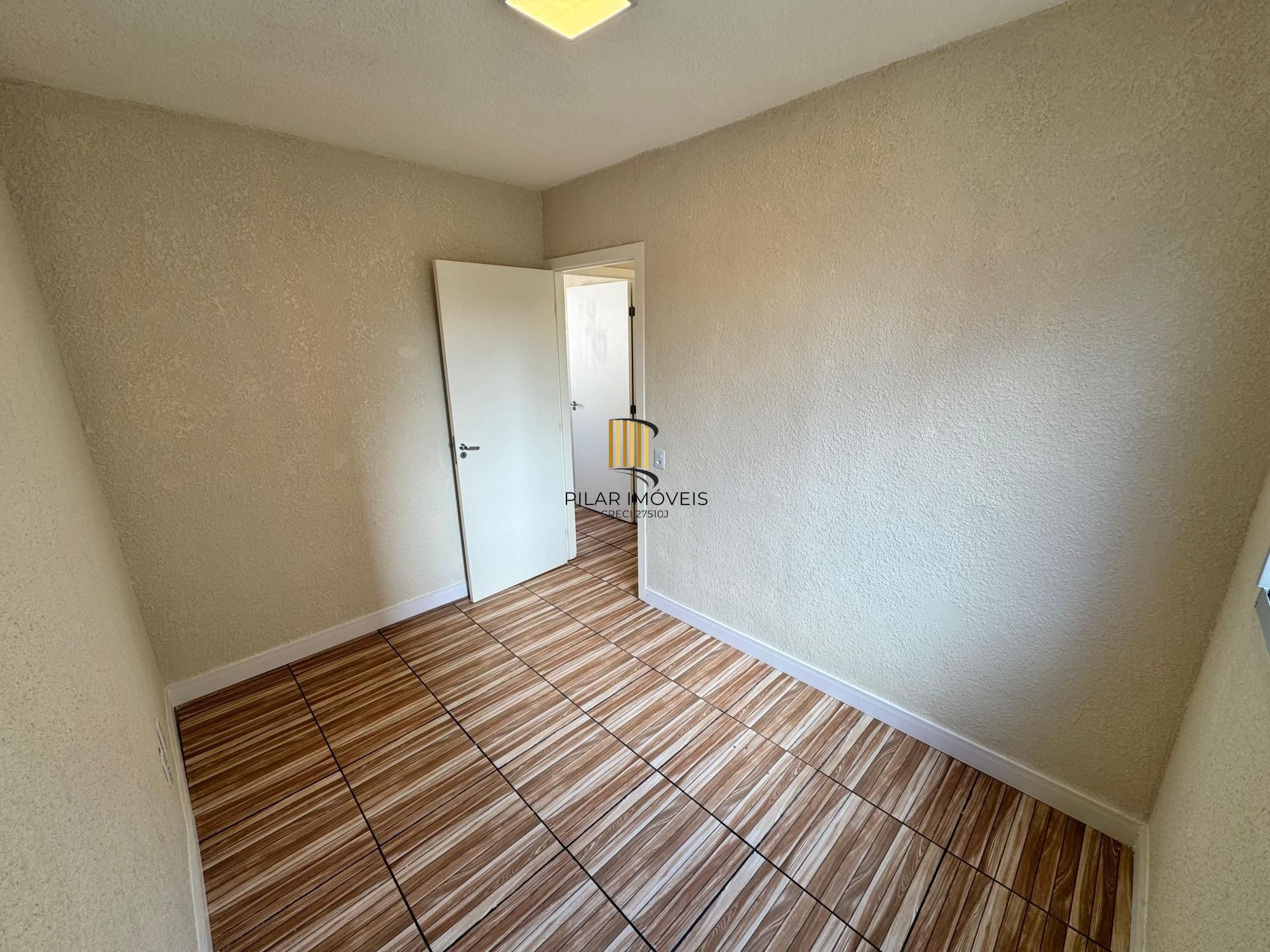 Apartamento Semimobiliado de 2 Quartos à Venda na Hípica, Porto Alegre, RS