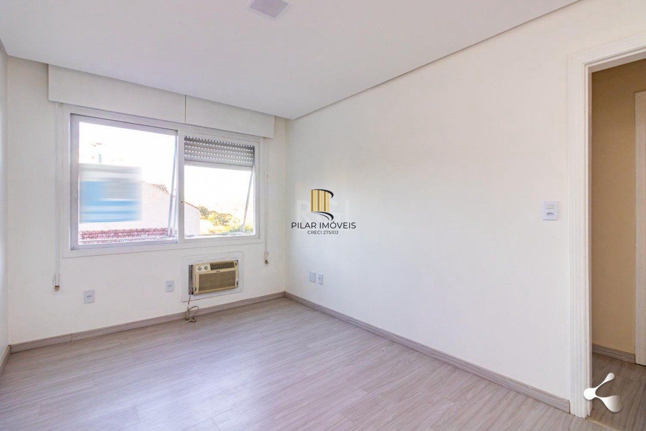 Apartamento para Venda - 62.17m², 2 dormitórios, 1 vaga - Petrópolis