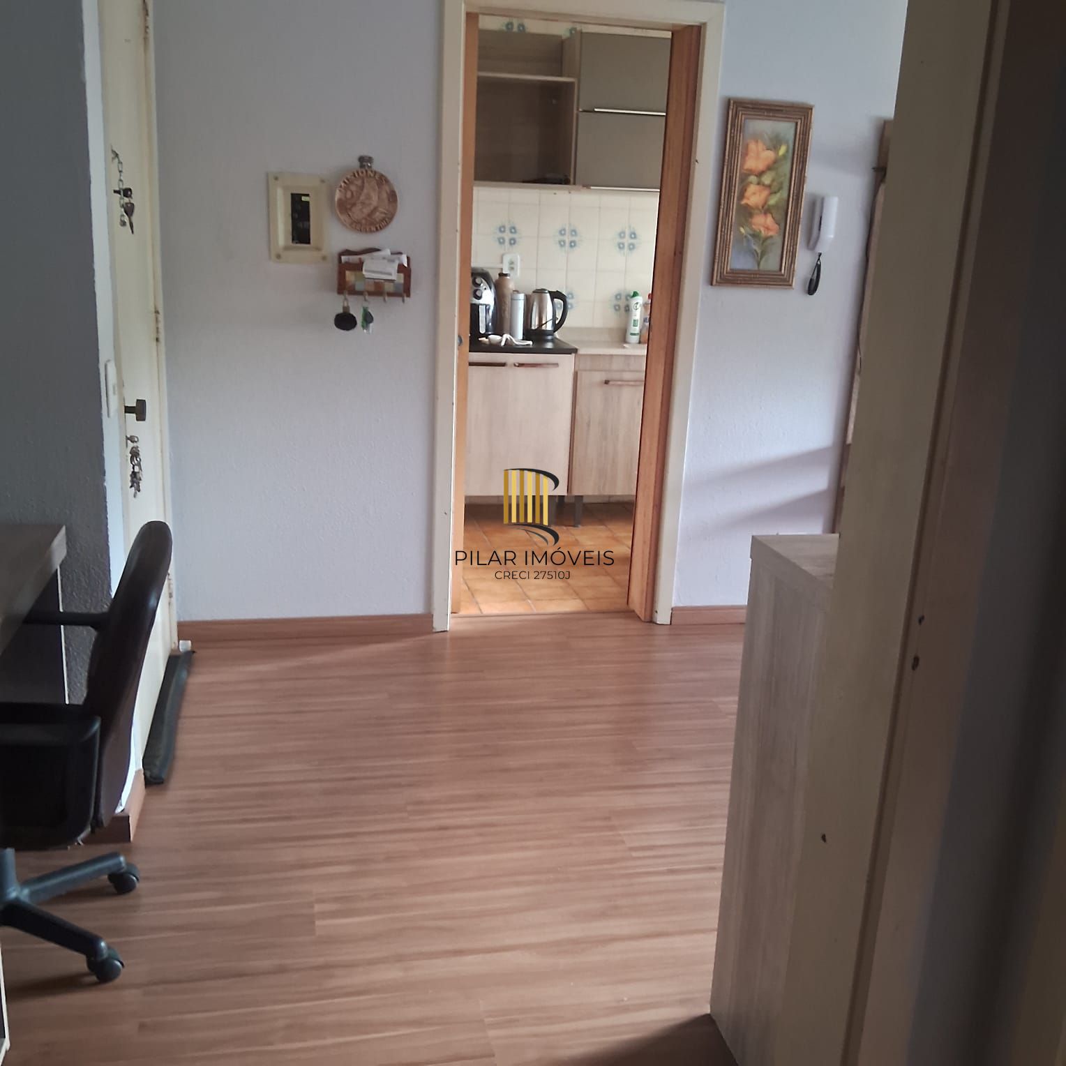 Apartamento com 01 Quarto e 01 vaga no Bairro Morro Santana