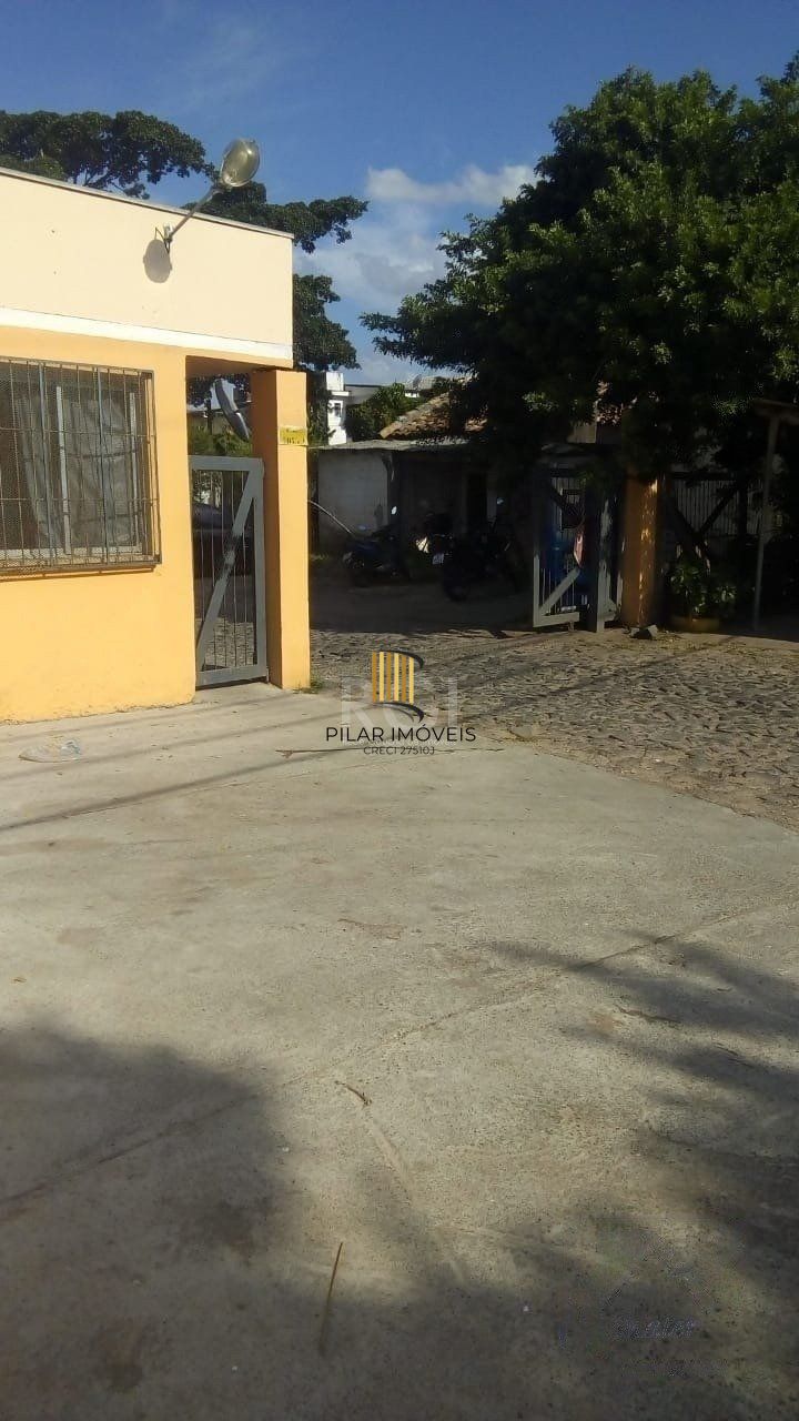 Apartamento de 2 dormitórios no bairro Rubem Berta
