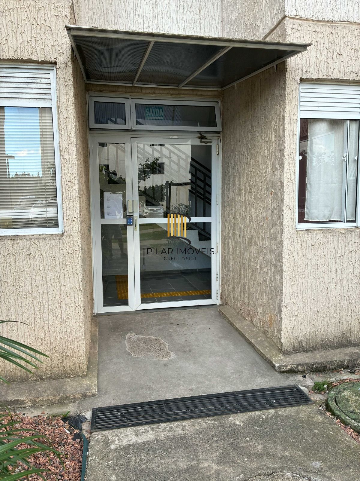 Apartamento com 02 quartos e 01 vaga no Bairro Santa Rosa de Lima, Porto Alegre