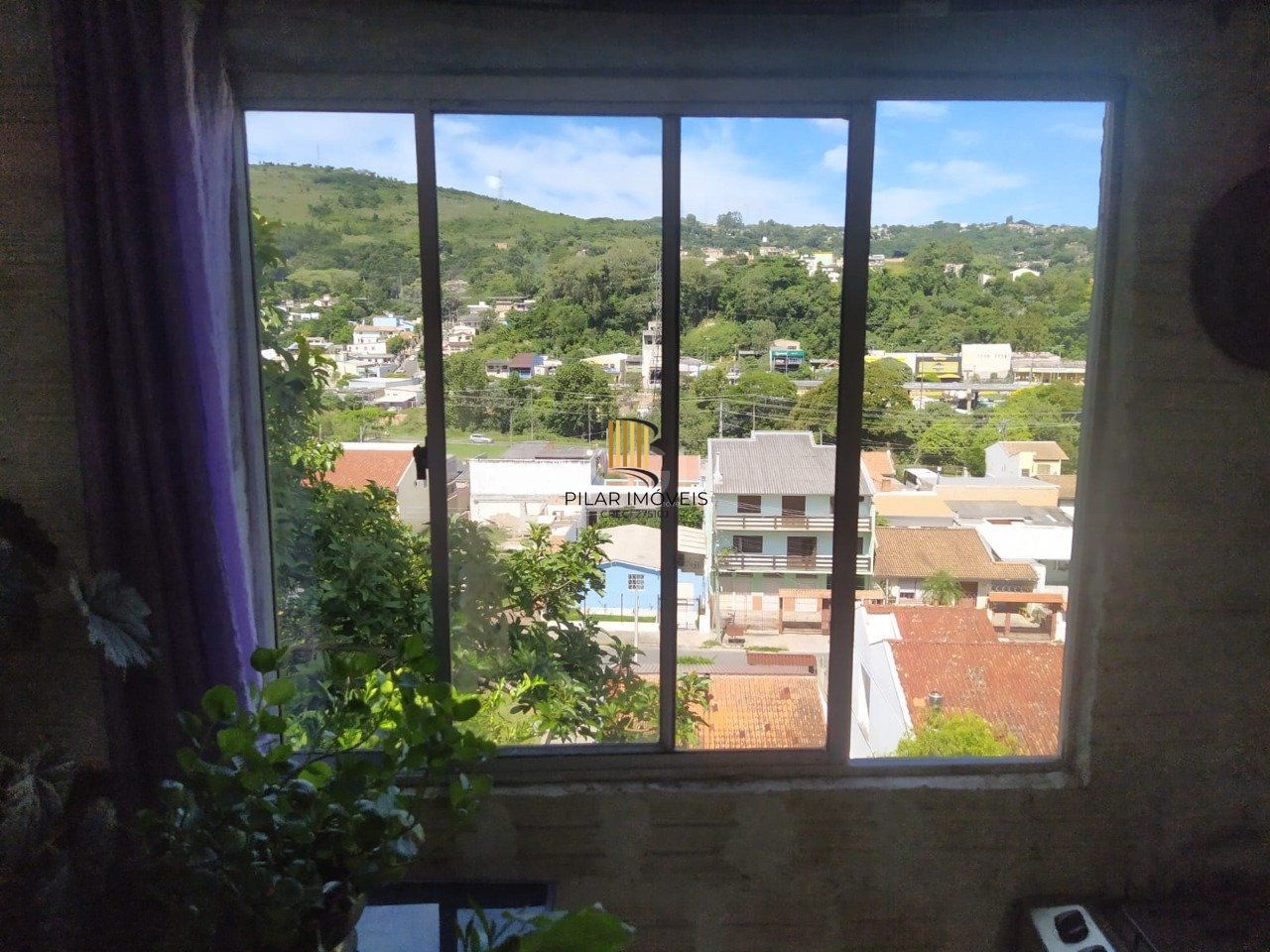Casa com 5 dormitórios no bairro Jardim Carvalho