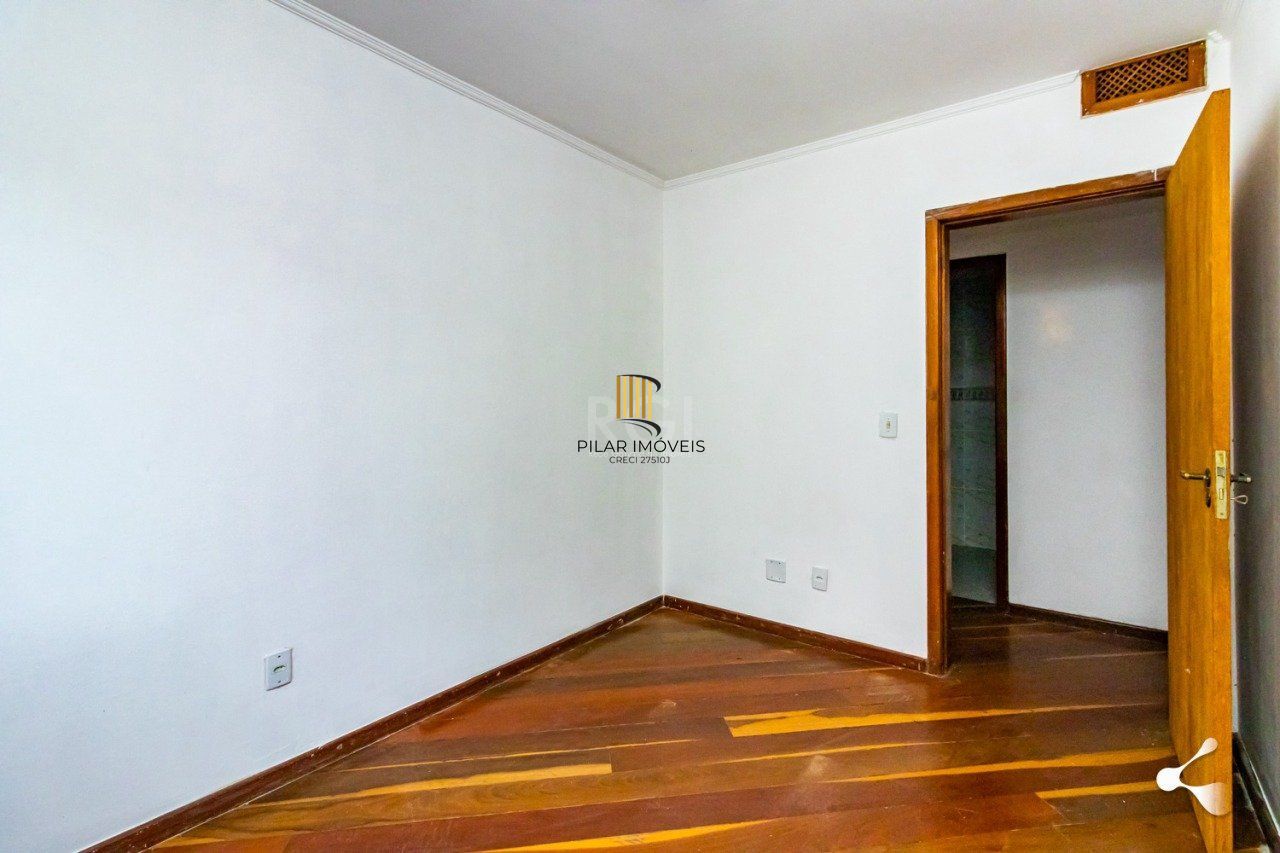 EXCELENTE APARTAMENTO DE 3 DORMITÓRIOS E 2 VAGAS DE GARAGEM