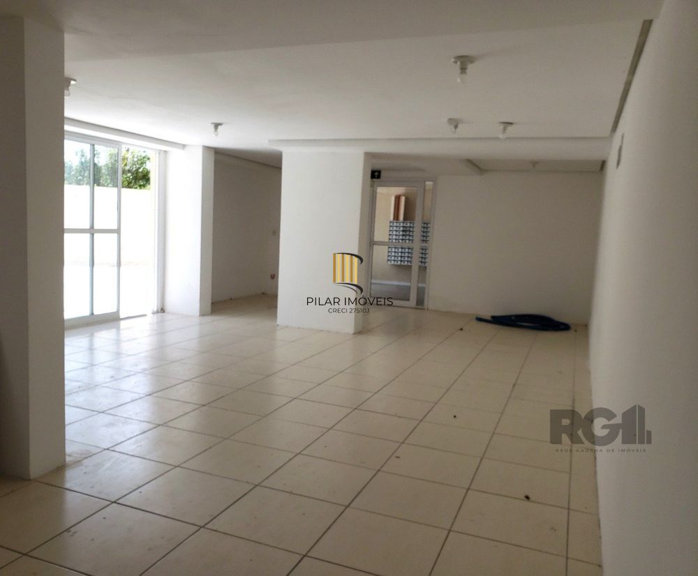 Apartamento com 02 quartos e 01 vaga escriturada no Bairro Cavalhada