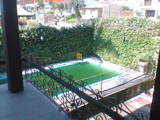 Mansão com 05 Quartos no Bairro Partenon