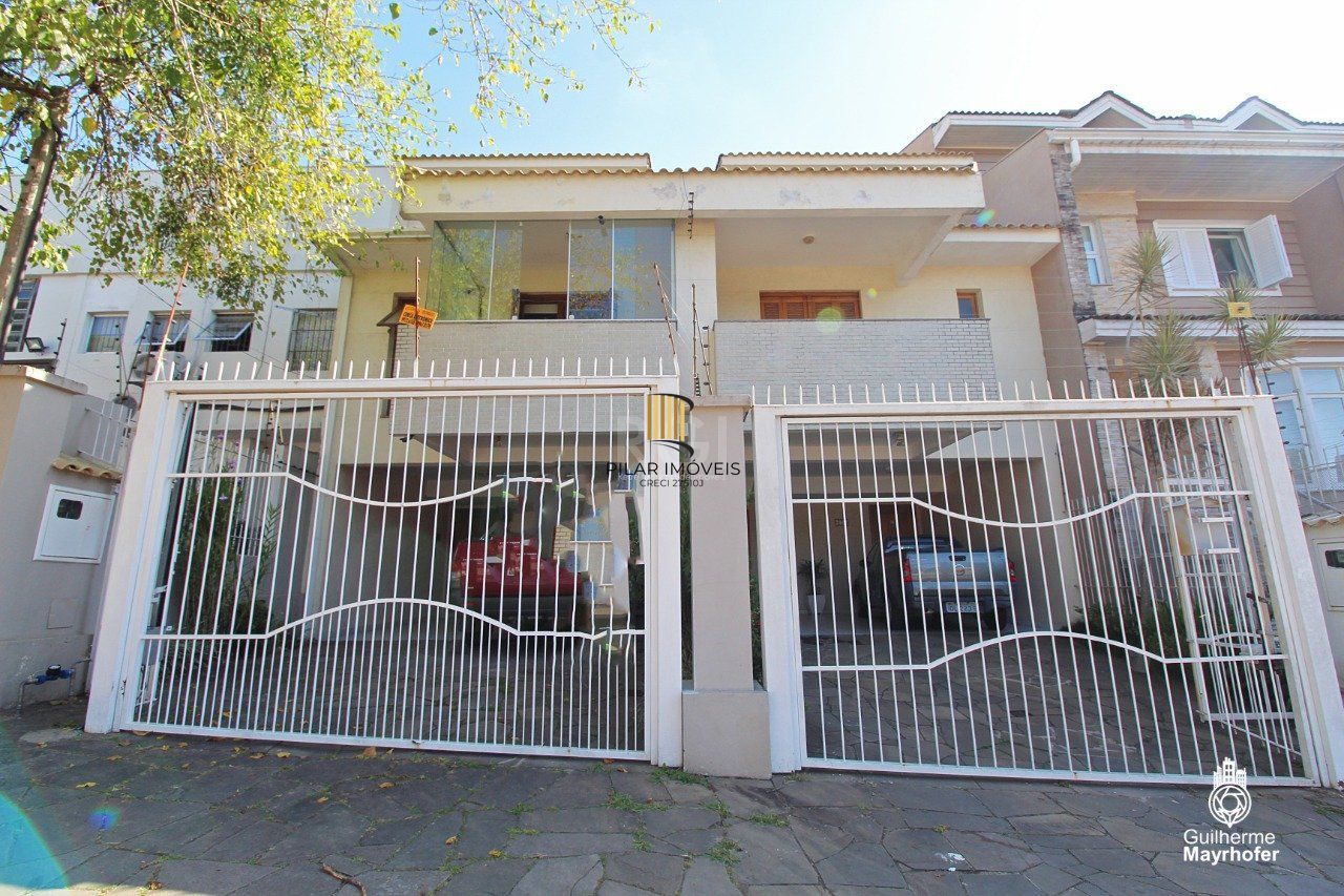 Casa para Venda - 227.93m², 3 dormitórios, sendo 1 suites, 2 vagas - Chácara das Pedras