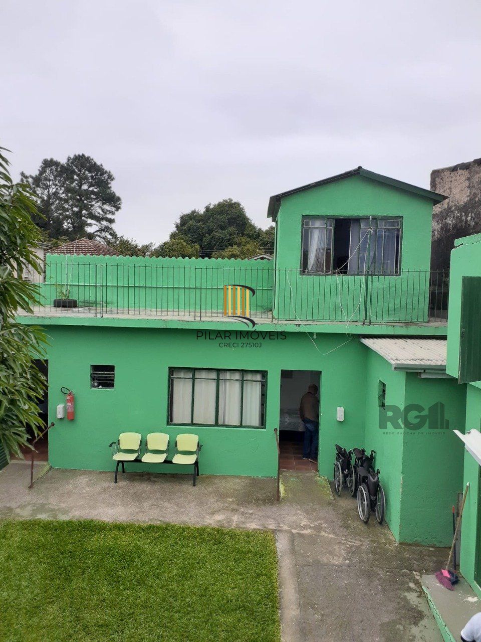 Casa 4 dormitórios no bairro Rubem Berta