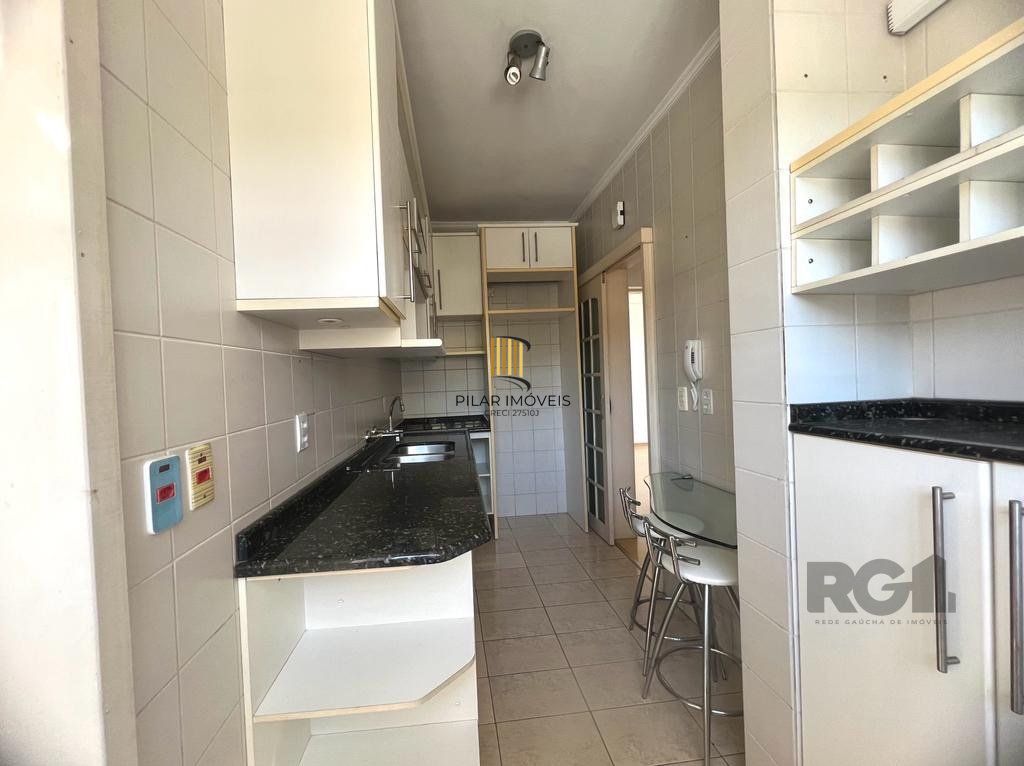 Apartamento 2 dormitórios no bairro Camaquã
