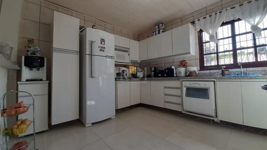 Casa 3 dormitórios no bairro Ipanema