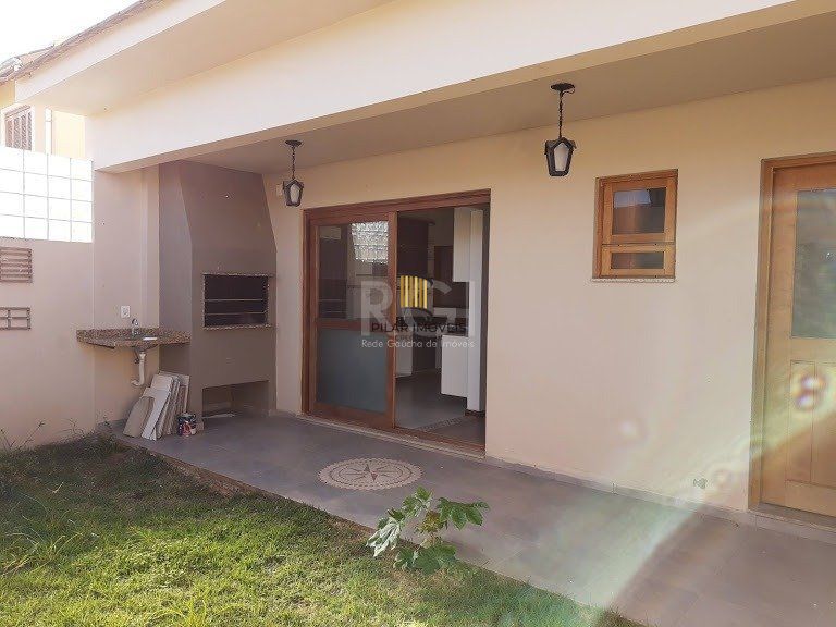 Casa 03 dormitórios, Guatambu, Hípica, Porto Alegre