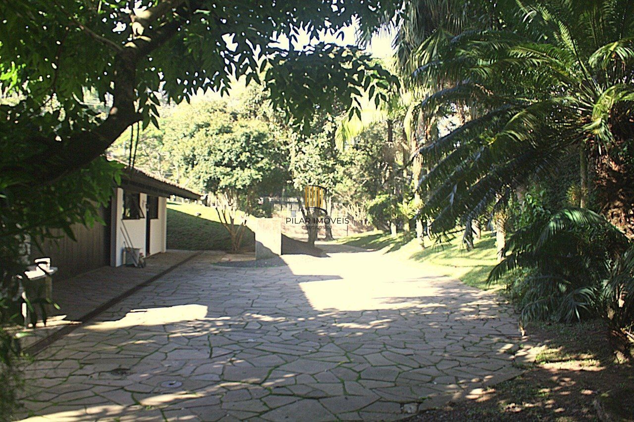 Casa para Venda - 523.36m², 6 dormitórios, sendo 2 suites, 2 vagas - Vila Conceição, Porto Alegre